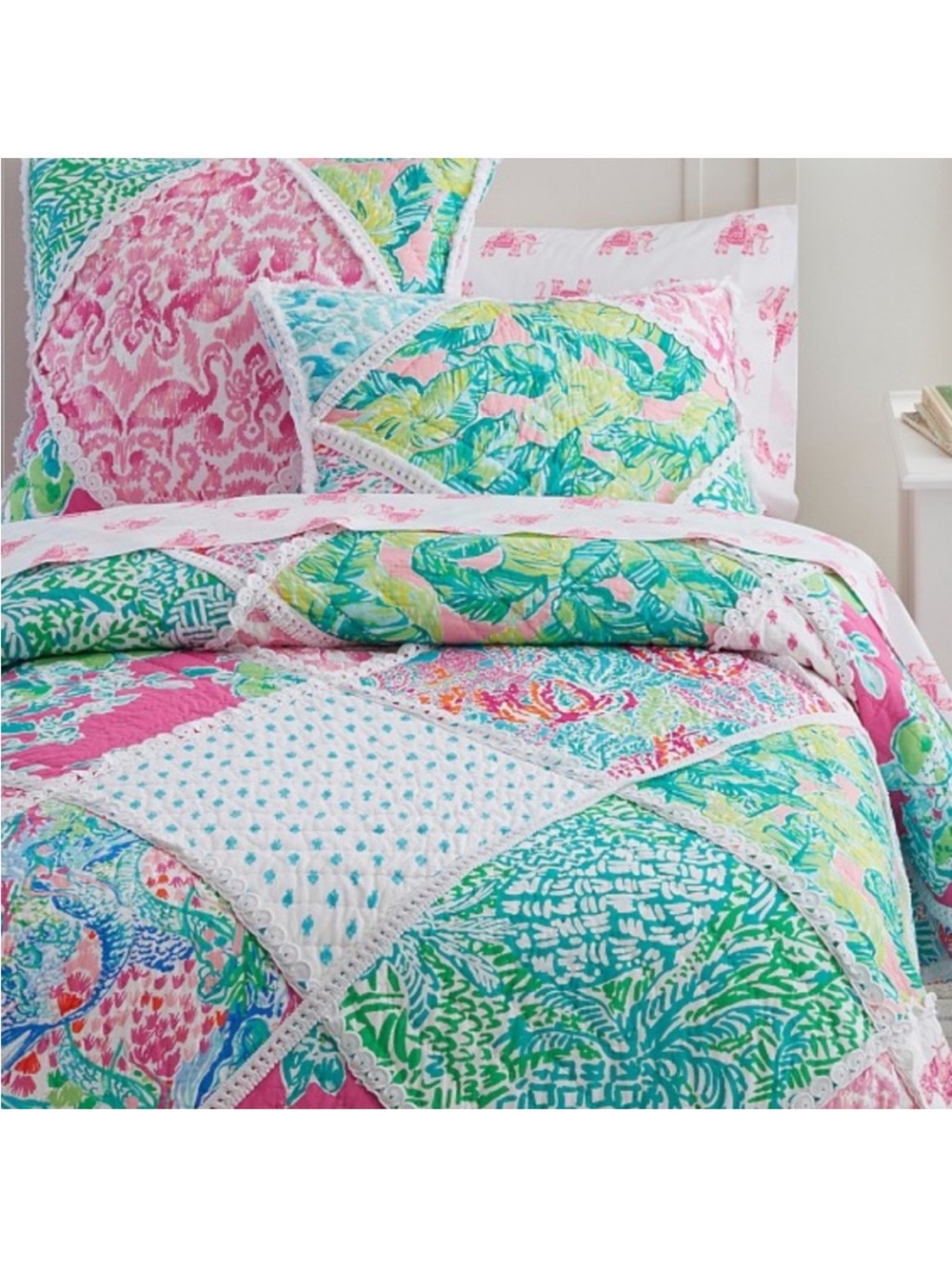 | Lilly Pulitzer x Pottery Ban | Quilted Shams